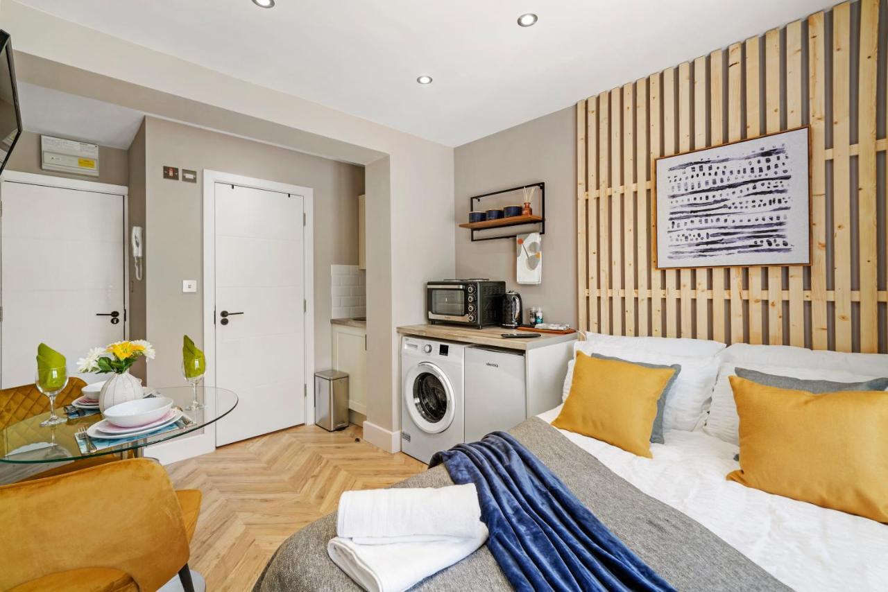 Апартаменты Boutique Heathrow Studio'S - Parking - Garden Хармондсворт Экстерьер фото