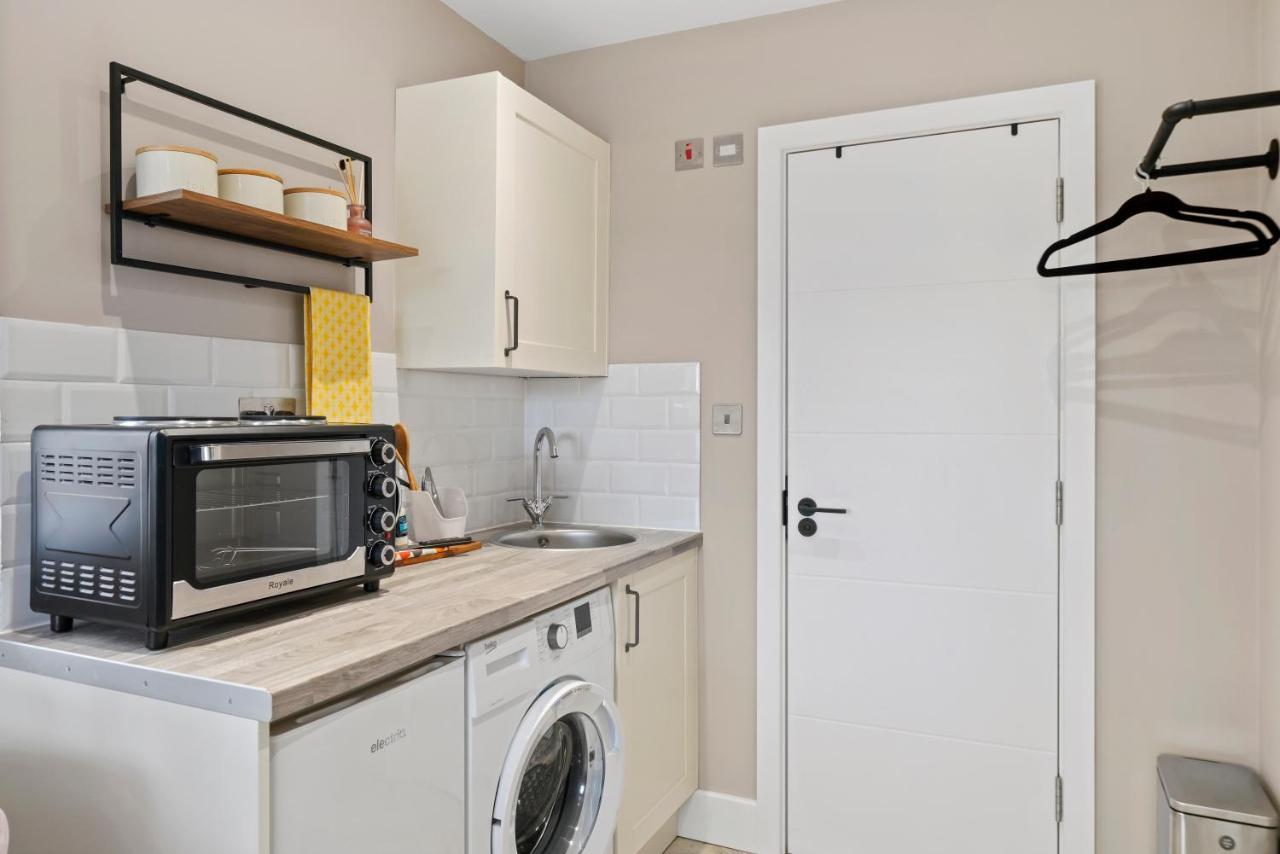 Апартаменты Boutique Heathrow Studio'S - Parking - Garden Хармондсворт Экстерьер фото